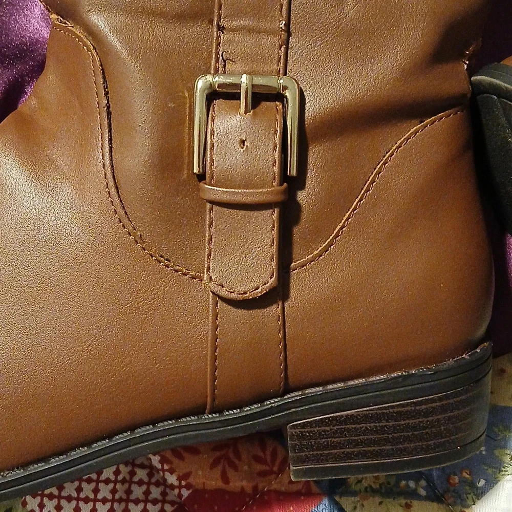 Classic Brown Women's Mid-Calf Riding Boots